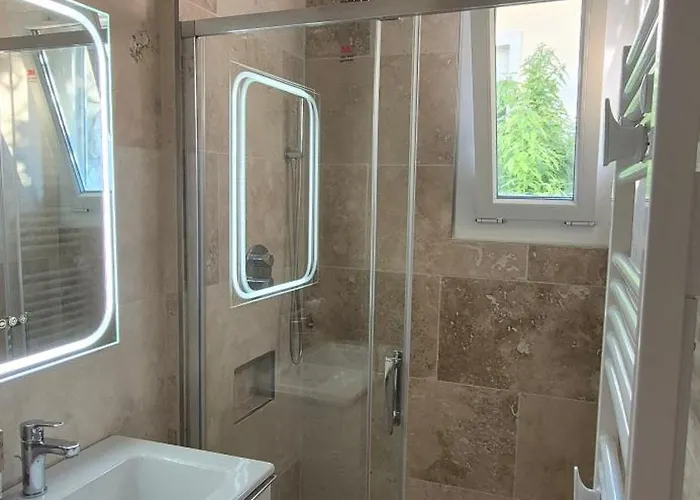 شقة Arty & Chic A *